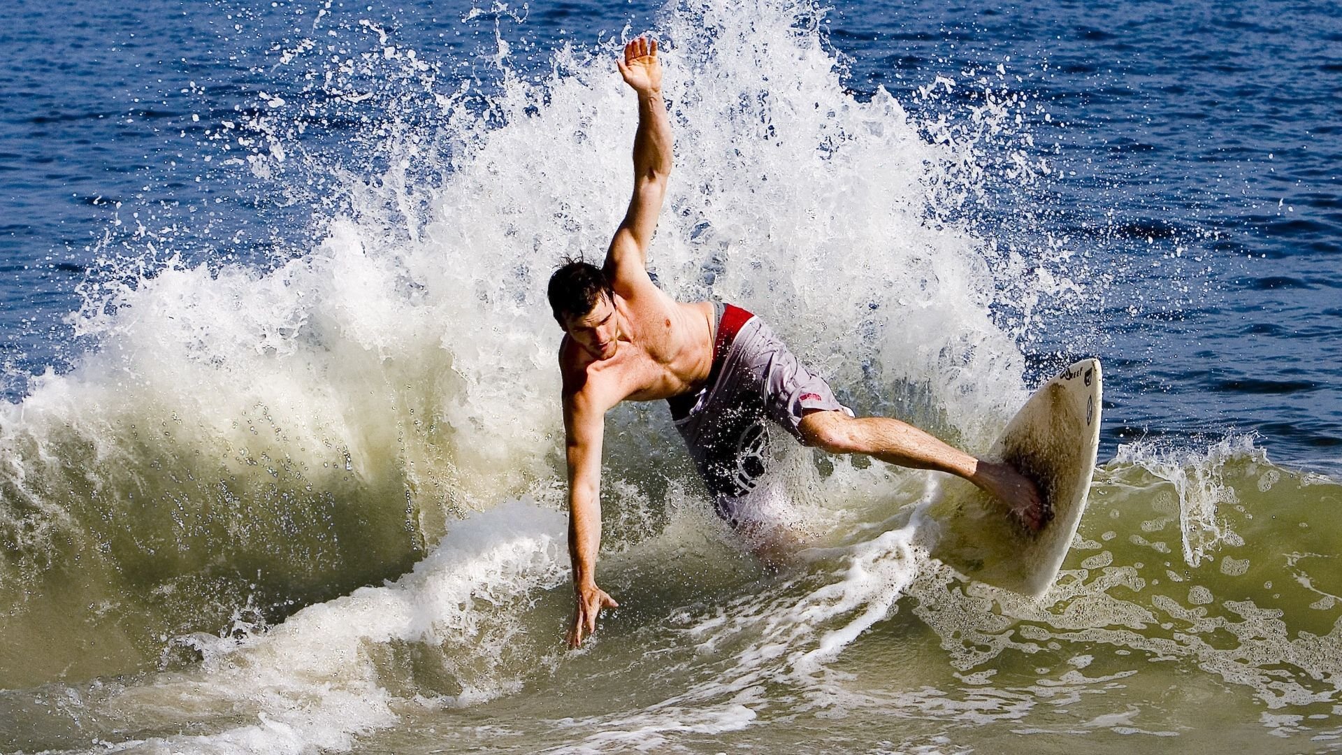 凯尔·查默斯突破自我刷新纪录,查尔斯默里