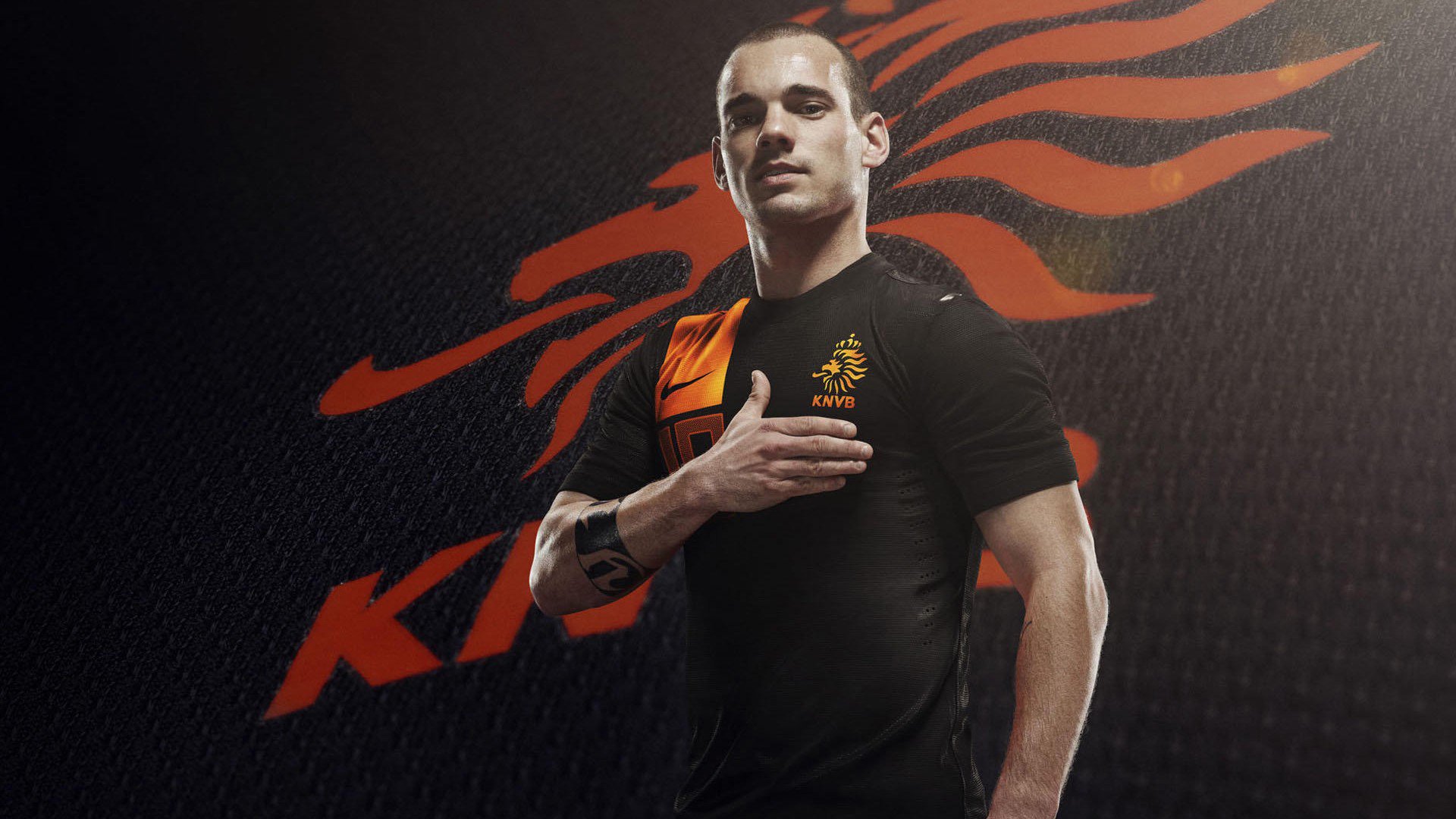 乐鱼（LEYU）体育-苏炳添出席田径科技展推介新装备，苏炳添比赛